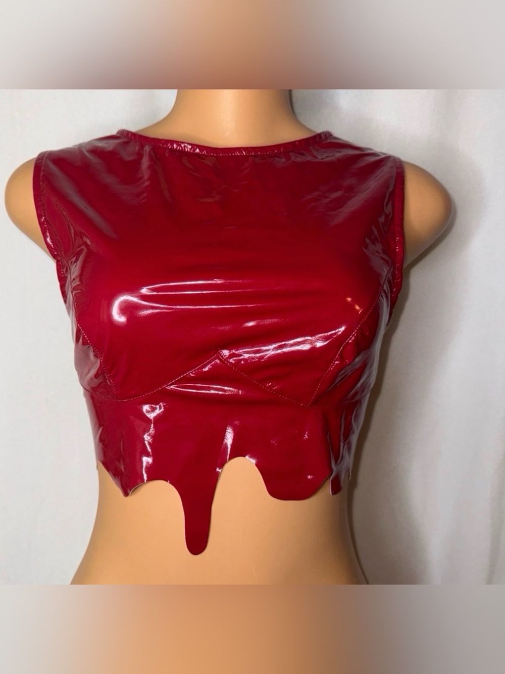 Red Patent Sleeveless Crop Top - Glossy Scallop Hem